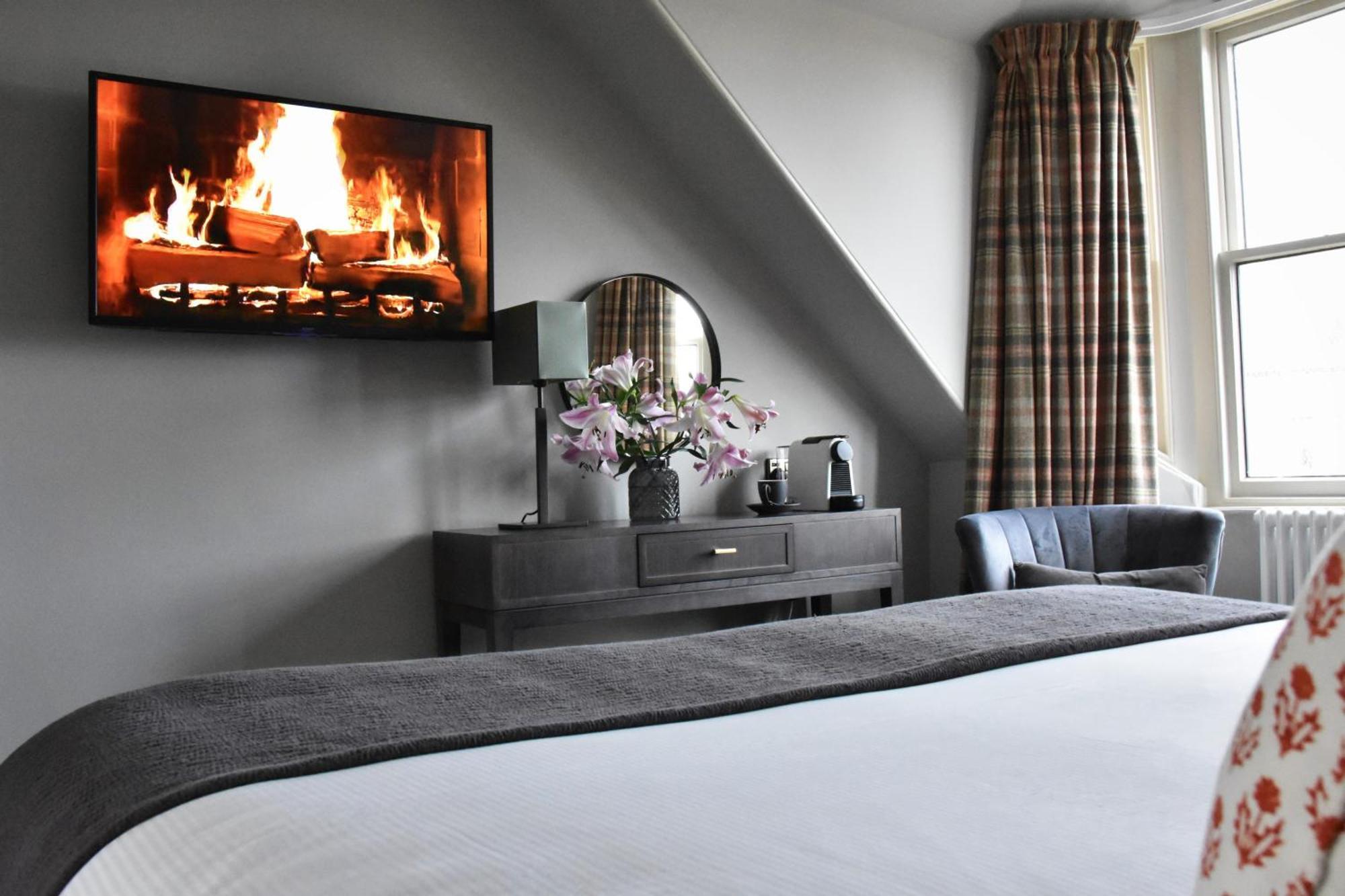 Rooms At The Saint St Andrews Esterno foto